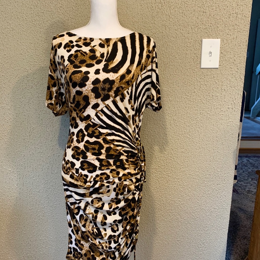 NWOT Cache animal print short sleeve dress. Size L
